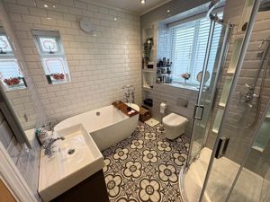 Photo 29- click for photo gallery